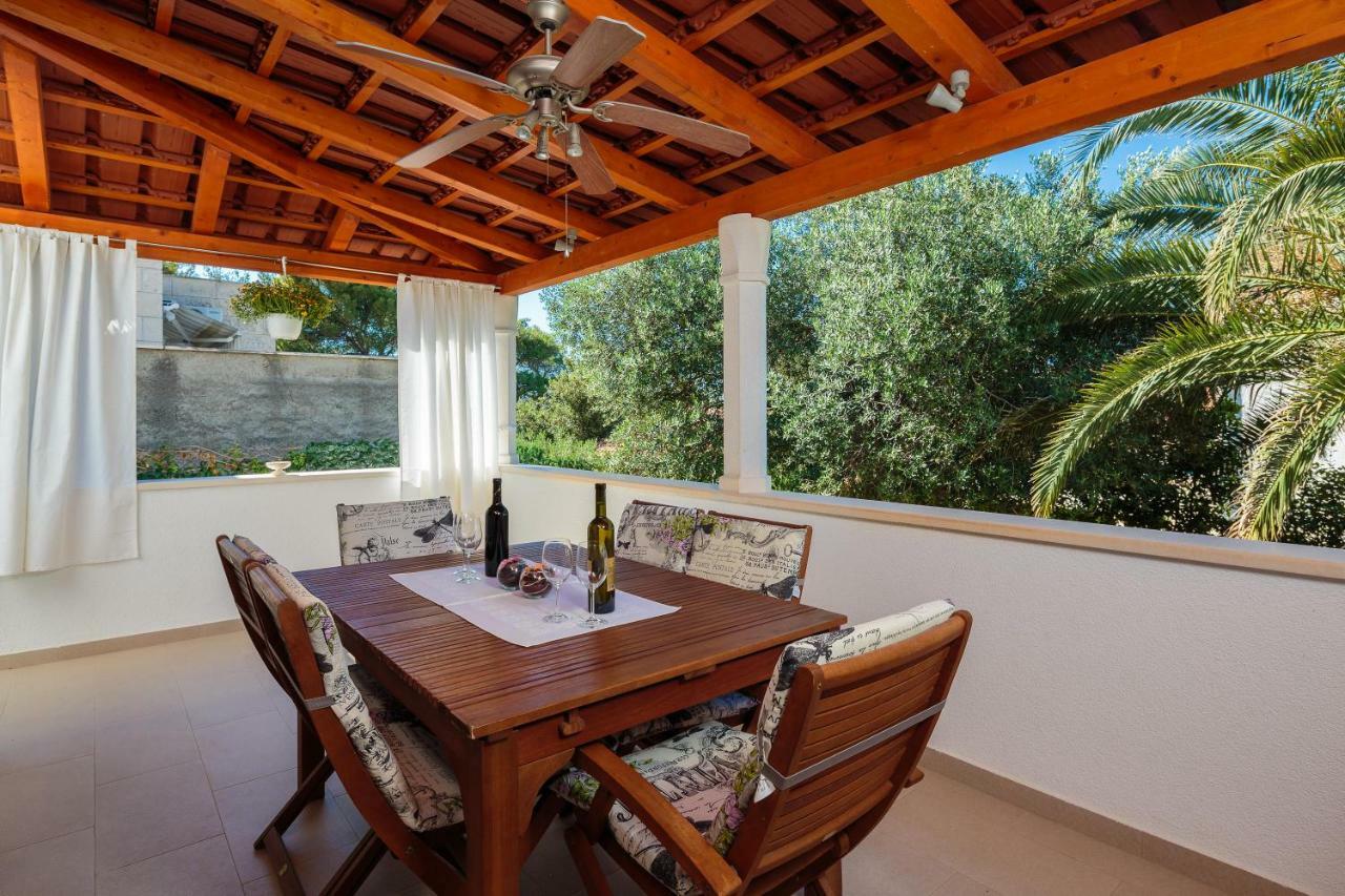 Holiday Home Brac Supetar Exterior foto