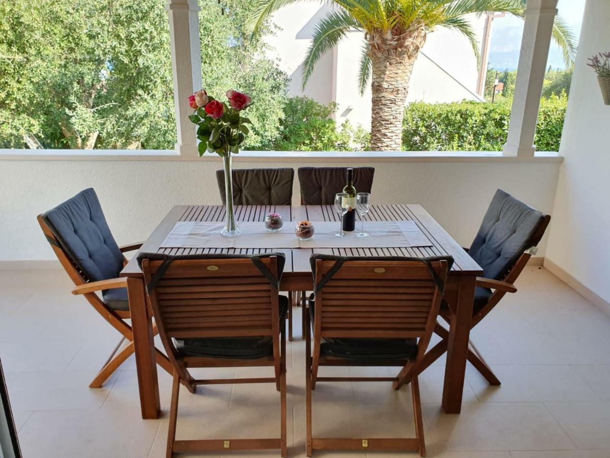 Holiday Home Brac Supetar Exterior foto